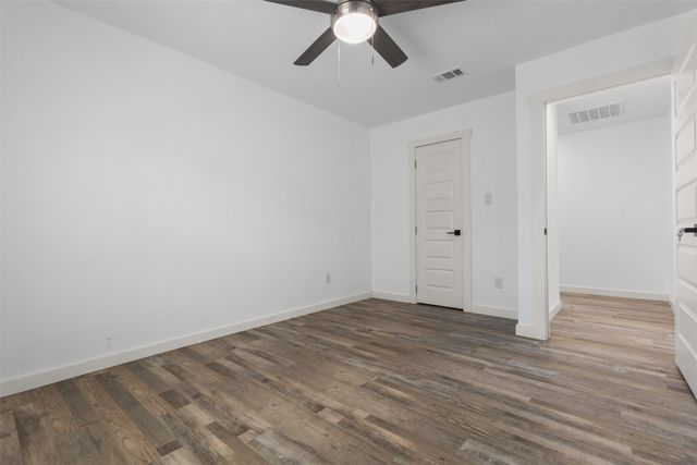 1024 Greenlee Street, Denton, TX 76201