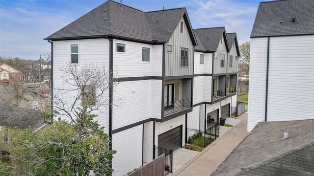 2811 Anita Street, Houston, TX 77004