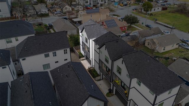 2811 Anita Street, Houston, TX 77004