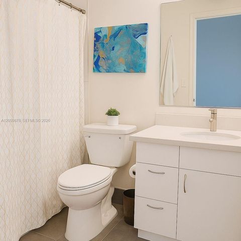 1543 Barcelona Way 5-30, Weston, FL 33327