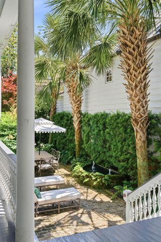 24 King Street, Charleston, SC 29401