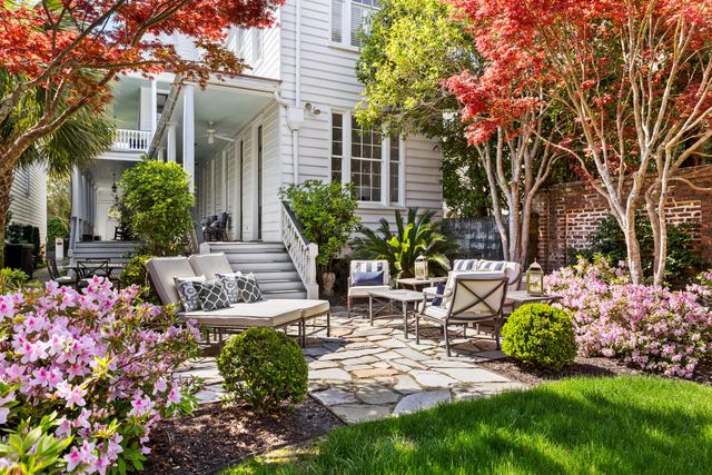 24 King Street, Charleston, SC 29401