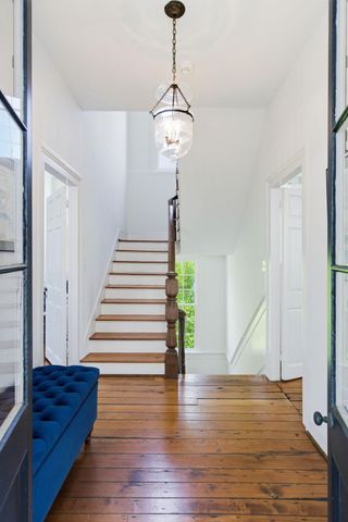24 King Street, Charleston, SC 29401