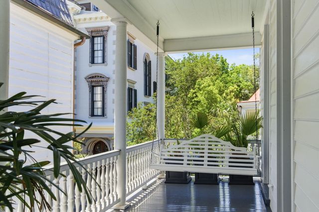 24 King Street, Charleston, SC 29401