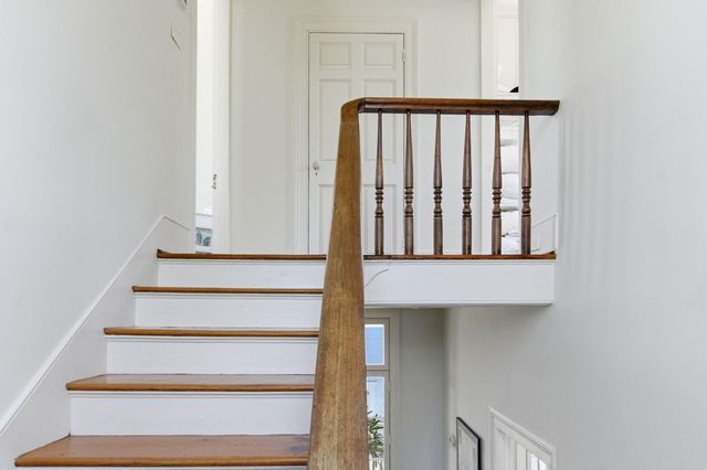 24 King Street, Charleston, SC 29401