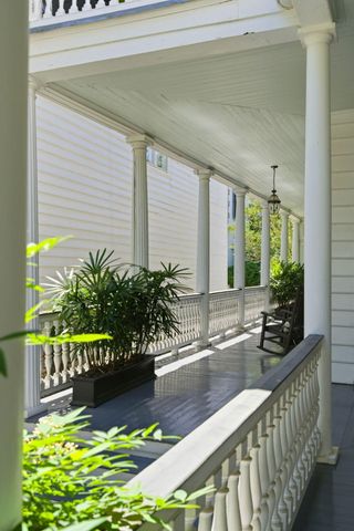 24 King Street, Charleston, SC 29401