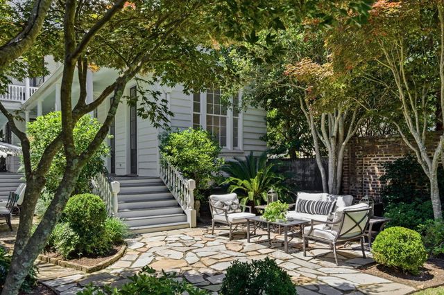 24 King Street, Charleston, SC 29401
