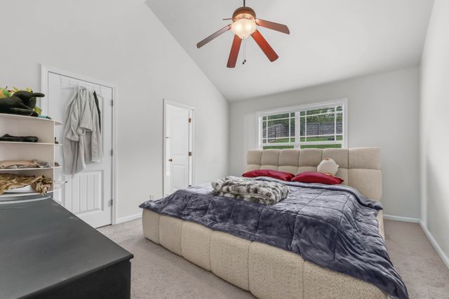 1125 Ishee Dr, Clarksville, TN 37042