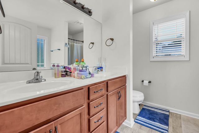 1125 Ishee Dr, Clarksville, TN 37042