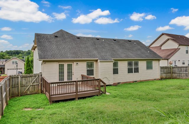 1125 Ishee Dr, Clarksville, TN 37042