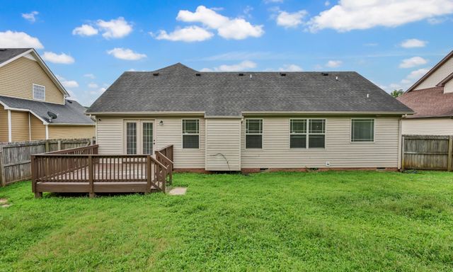 1125 Ishee Dr, Clarksville, TN 37042