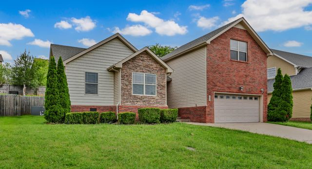 1125 Ishee Dr, Clarksville, TN 37042