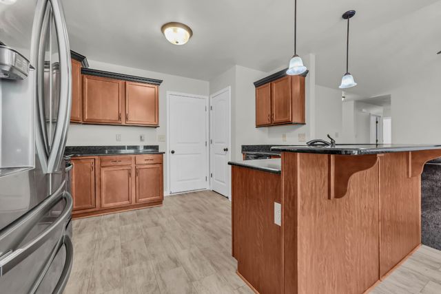 1125 Ishee Dr, Clarksville, TN 37042
