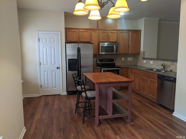 286 Linden Park Lane, Cary, NC 27519