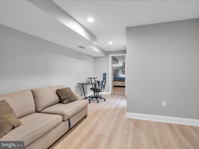 1939 N GRATZ ST, Philadelphia, PA 19121