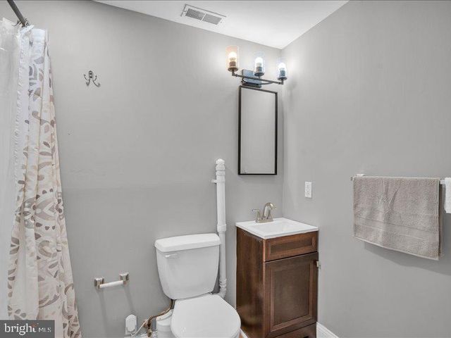 1939 N GRATZ ST, Philadelphia, PA 19121