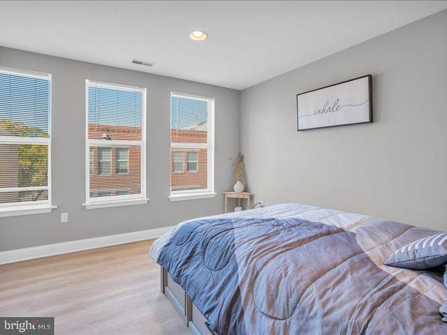 1939 N GRATZ ST, Philadelphia, PA 19121