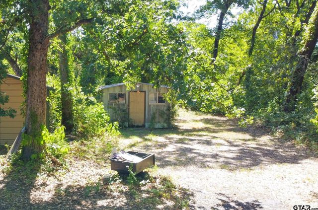 801 County Road 2406, Tool, TX 75143