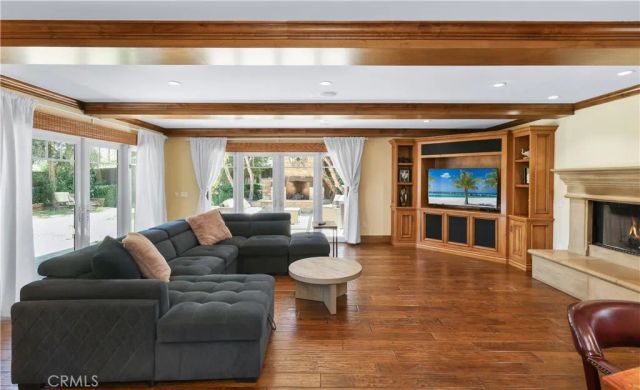 21822 Seacrest Ln, Huntington Beach, CA 92646