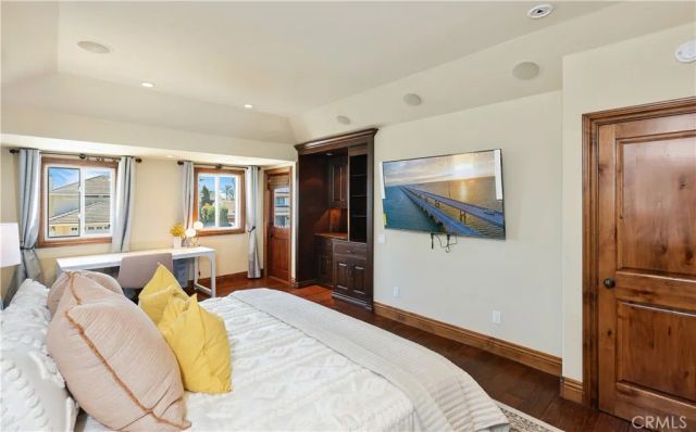 21822 Seacrest Ln, Huntington Beach, CA 92646