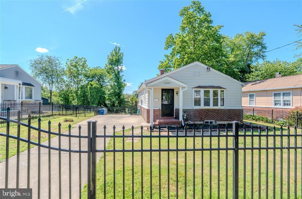 12324 CENTERHILL ST, Silver Spring, MD 20902