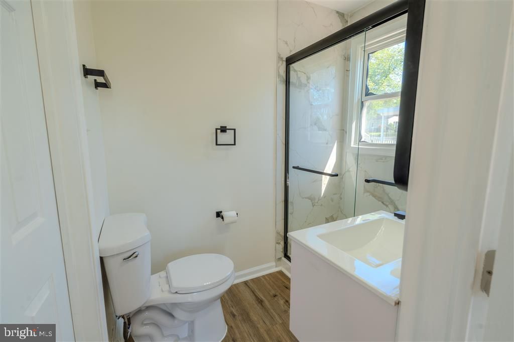 Image 15 of property listing at 12324 CENTERHILL ST, Silver Spring, MD 20902