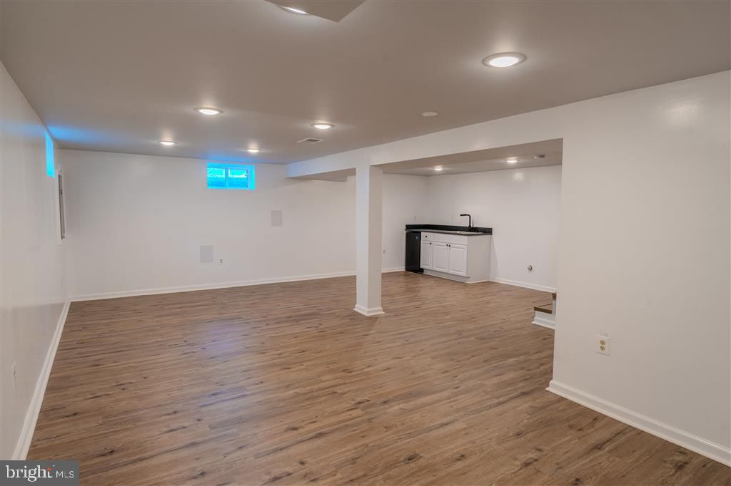 Image 20 of property listing at 12324 CENTERHILL ST, Silver Spring, MD 20902