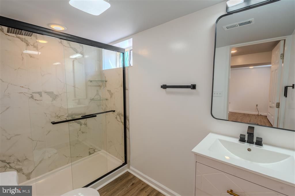 Image 22 of property listing at 12324 CENTERHILL ST, Silver Spring, MD 20902