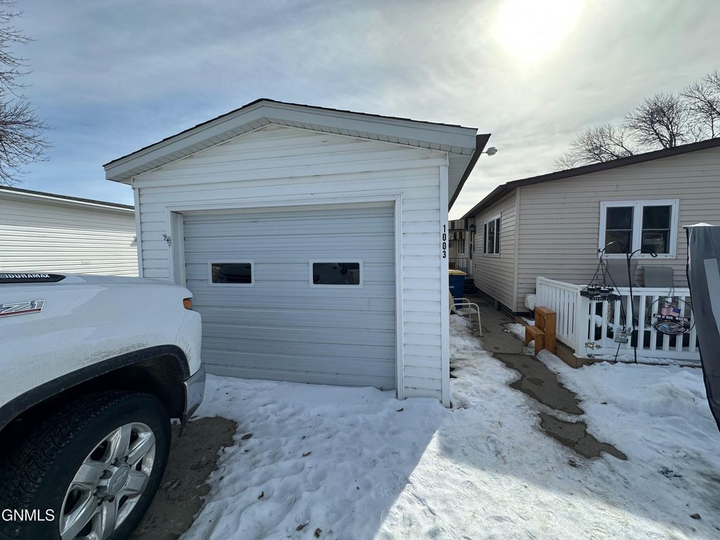 1003 Western Park, Jamestown, ND 58401 photo 16