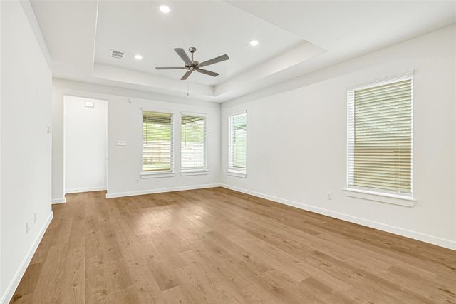 31819 Autumn Spur Ln, Cypress, TX 77447