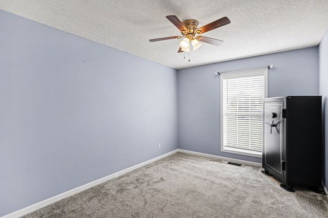 3475 Eastridge Rd, Woodlawn, TN 37191