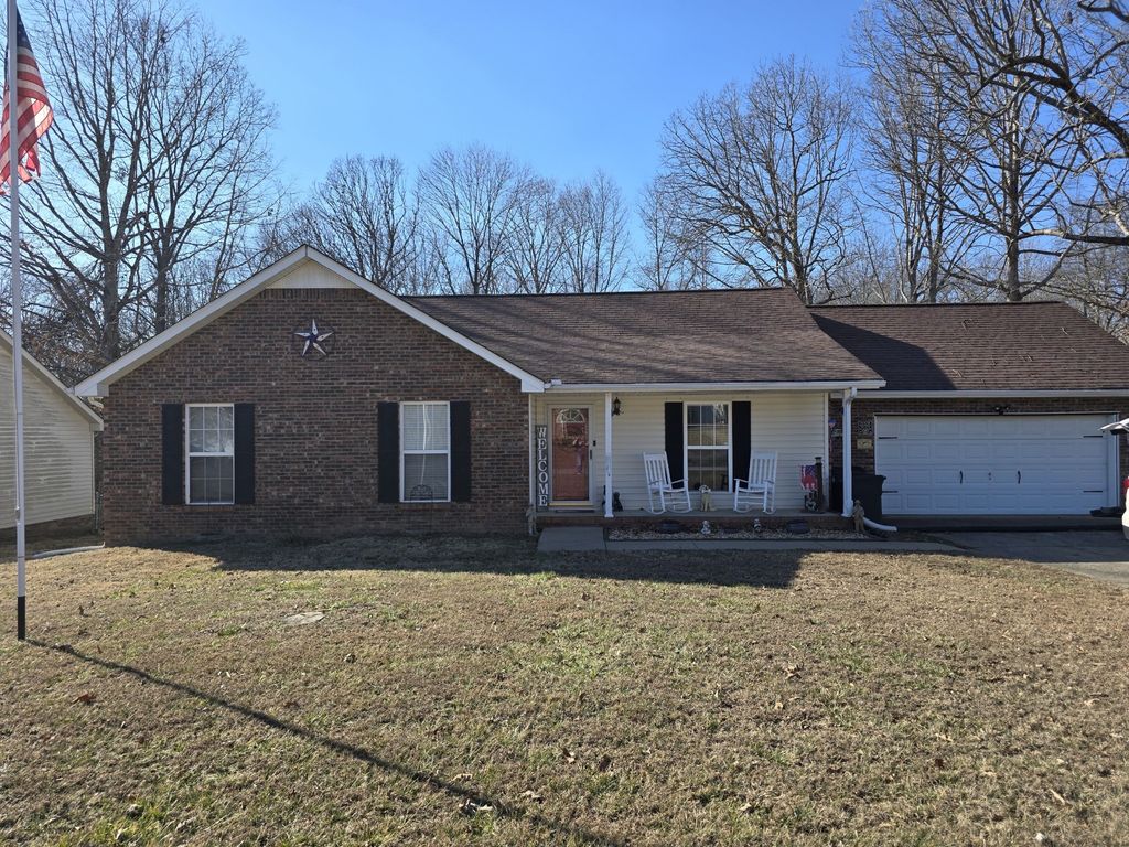3475 Eastridge Rd, Woodlawn, TN 37191