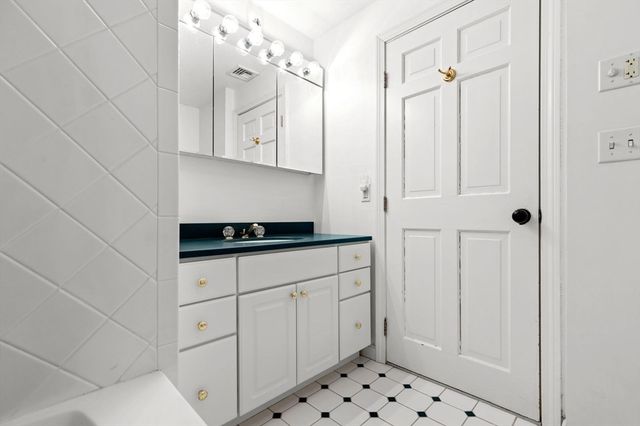 36 Cooke Road, Plymouth, MA 02360