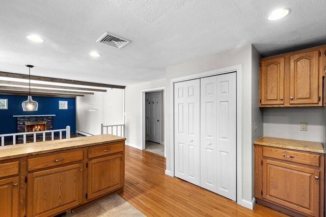 36 Cooke Road, Plymouth, MA 02360