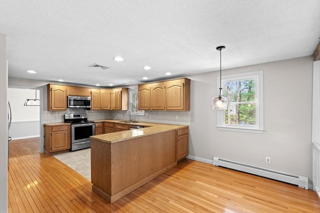 36 Cooke Road, Plymouth, MA 02360