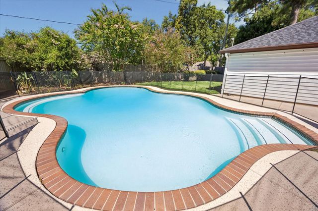 15403 Gettysburg Drive, Tomball, TX 77377