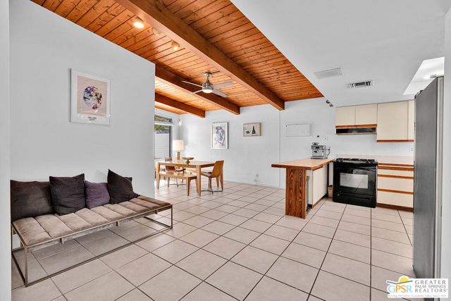 2211 N Starr Road, Palm Springs, CA 92262