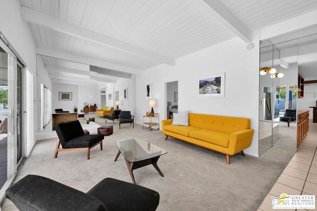 2211 N Starr Road, Palm Springs, CA 92262