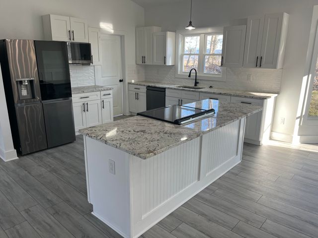 3086 Haymakertown RD, Troutville, VA 24175