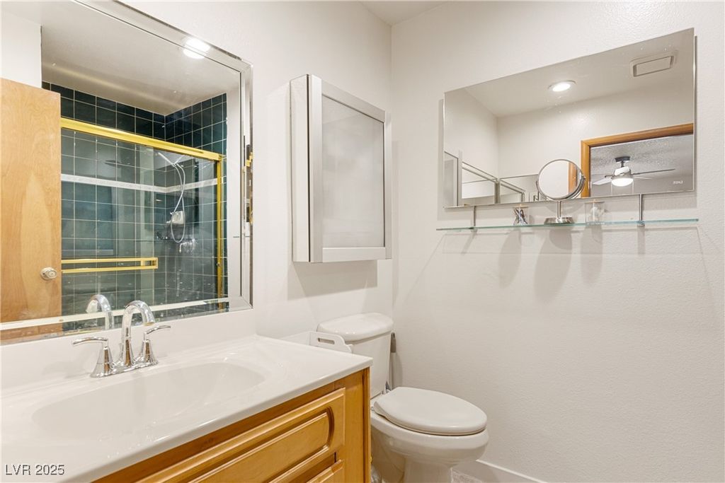 Image 12 of property listing at 6663 West Tropicana Avenue 104, Las Vegas, NV 89103