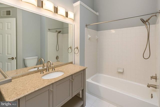 1 BEACON HILL WAY, Gaithersburg, MD 20878