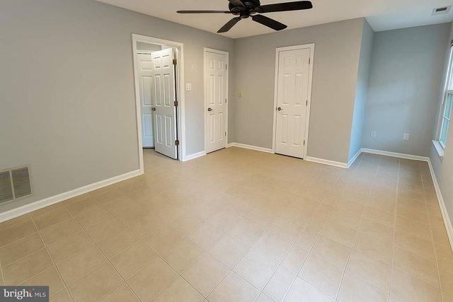 1 BEACON HILL WAY, Gaithersburg, MD 20878