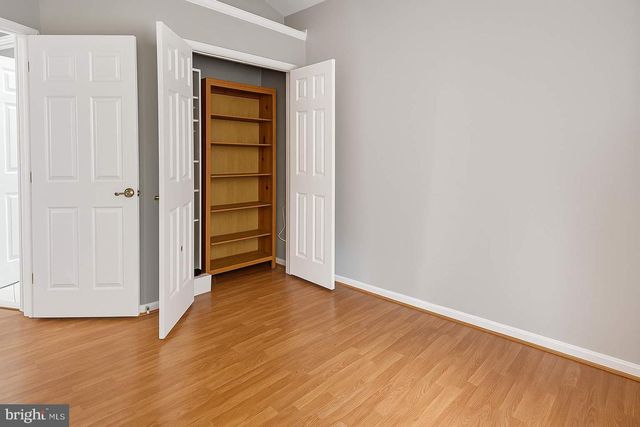 1 BEACON HILL WAY, Gaithersburg, MD 20878