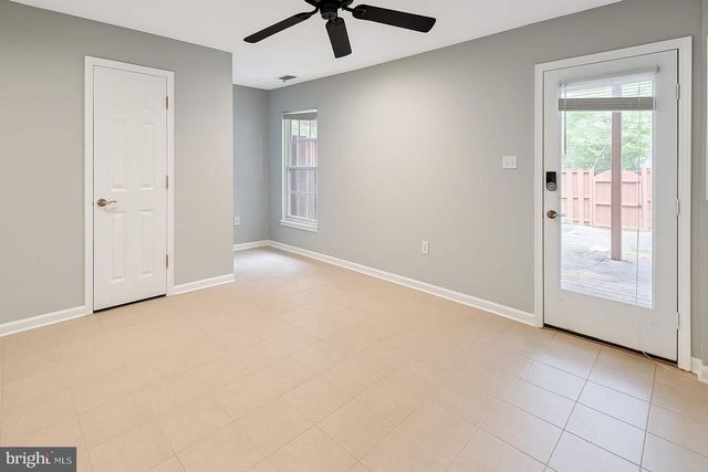 1 BEACON HILL WAY, Gaithersburg, MD 20878