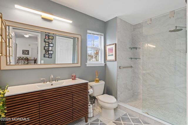 2 Kristen Court, Old Bridge, NJ 08857