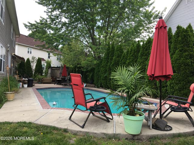 2 Kristen Court, Old Bridge, NJ 08857