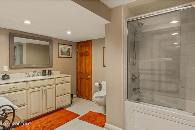 2 Kristen Court, Old Bridge, NJ 08857