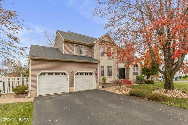 2 Kristen Court, Old Bridge, NJ 08857