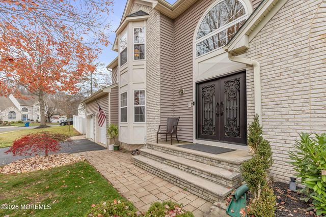 2 Kristen Court, Old Bridge, NJ 08857