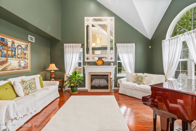 2 Kristen Court, Old Bridge, NJ 08857